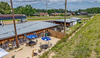 80 Broadway St, Batesville, MS 38606