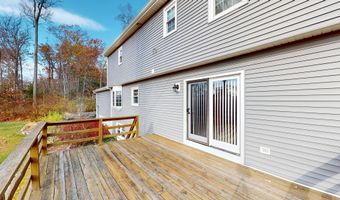 44 Flax Hill Rd, Brookfield, CT 06804