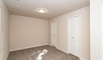 5524 N Dakota Ave, Ames, IA 50014
