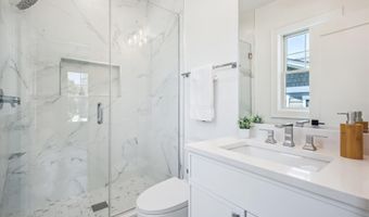 10033 CLUE Dr, Bethesda, MD 20817