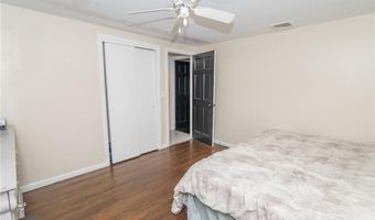 2 Ash Ln, North Providence, RI 02911