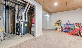 358 Lenape Trl, Allentown, PA 18104