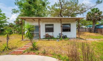 55119 5TH St, Astor, FL 32102