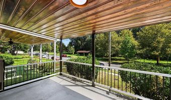 1004 GALLOWAY St NE, Washington, DC 20011