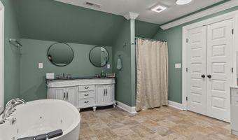 22414 Howard St, Athens, AL 35613