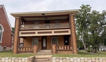 308 E 5th Ave, Arkansas City, KS 67005