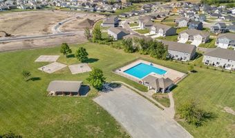 1900 N 159th Ter, Basehor, KS 66007