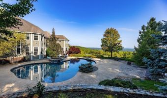 6 Crescent Dr, Bow, NH 03304