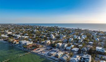 871 N SHORE Dr, Anna Maria, FL 34216