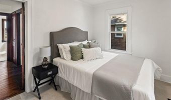 223 Michigan Ave, Alton, IL 62002