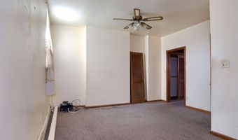 49 E 33RD St, Bayonne, NJ 07002