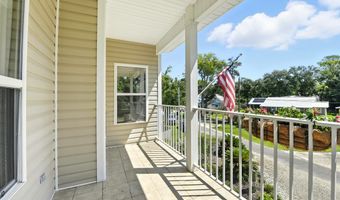 40 Myrtle St, Apalachicola, FL 32320
