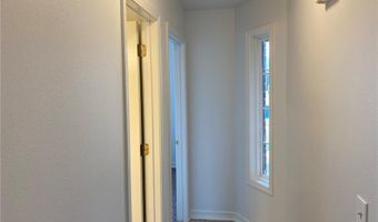 911 SW Cheyenne Dr, Bentonville, AR 72712