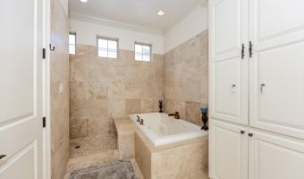 10757 Royal Ridge Ave, Baton Rouge, LA 70810