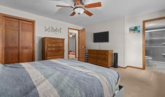 1433 W ROSELAWN Dr, Appleton, WI 54914