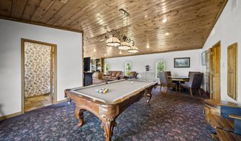 17832 Windsor Ln, Anderson, CA 96007