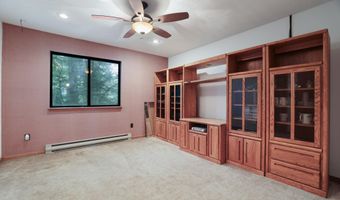 27 Longfellow Cir, Albrightsville, PA 18210