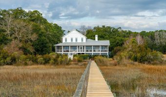 8107 Doar Rd, Awendaw, SC 29429