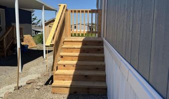 1 Corral Ln #16, Ashland, OR 97520