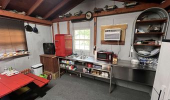 590 TOWBOAT Ln, Adamsville, TN 38310