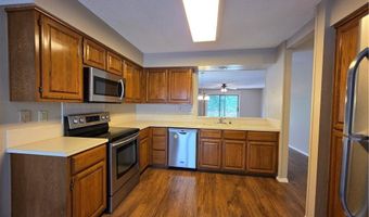 9 Fairway Dr, Bella Vista, AR 72714