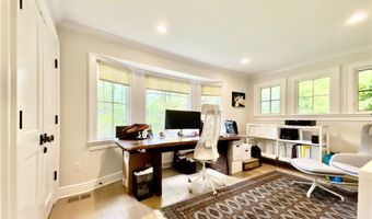 7 Whaling Rd, Darien, CT 06820