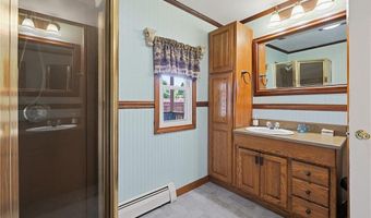 50 Brookdale Ave, Cranston, RI 02921