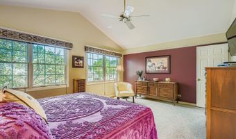1967 N Woodland Ln, Arlington Heights, IL 60004