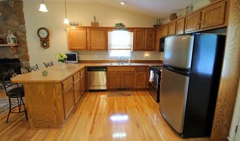 207 Sunnydale Ave, Appomattox, VA 24522