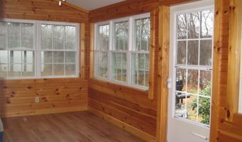6 Pleasant St, Blackstone, MA 01504