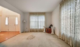 36 E MOYER Dr, Bear, DE 19701