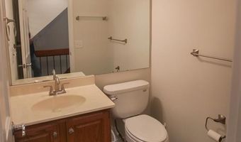 1340 Holgate Dr F2, Ballwin, MO 63021