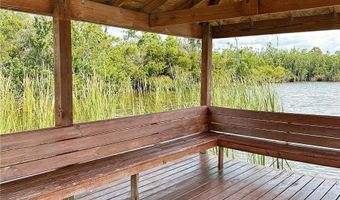910 VAN Dr, Auburndale, FL 33823