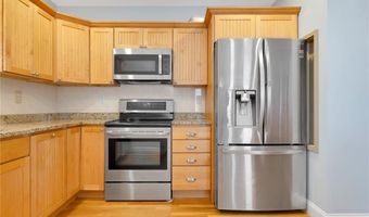 1 Slocum St, Newport, RI 02840