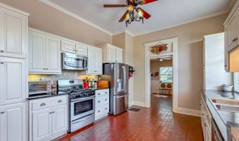 418 Broughton St, Bainbridge, GA 39817