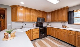 5230 NW 126th Ave, Polk City, IA 50226