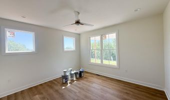 9009 Stonewall Rd, Appomattox, VA 24522