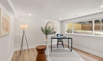 4006 N GLEBE Rd, Arlington, VA 22207