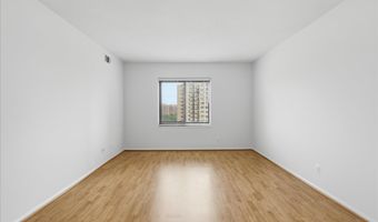 309 YOAKUM Pkwy 1002, Alexandria, VA 22304