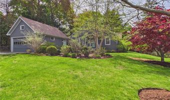 30 Forest Rd W, Bristol, RI 02809
