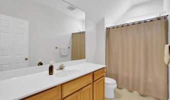 4 Hidden Lake Ct, Bluffton, SC 29910