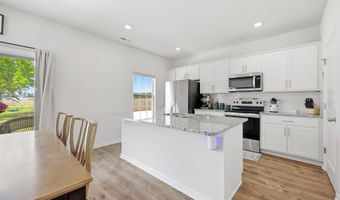 1199 Queensland Ln, Ayden, NC 28513