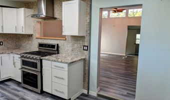 24514 SNAIL Rd, Astor, FL 32102