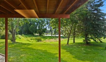 1196 Edgewater Ln, Antioch, IL 60002