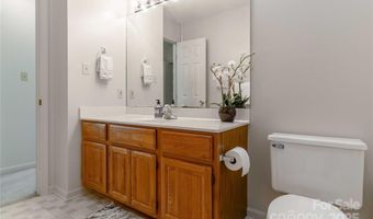 2 Oak Grove Rd, Arden, NC 28704