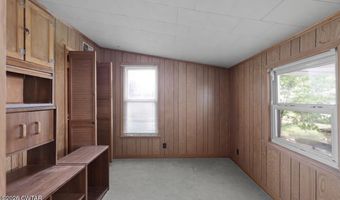 233 E Main St, Bells, TN 38006