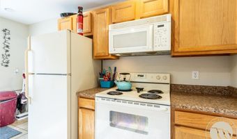615 Rimrock Rd, Billings, MT 59102
