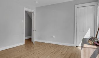 24 Center St, Augusta, ME 04330