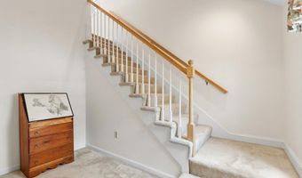 396 Boston 102, Billerica, MA 01821