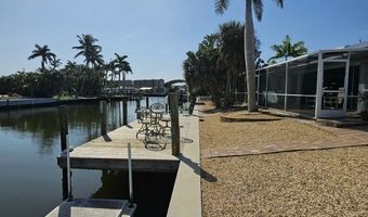 11 Clearview Blvd, Fort Myers Beach, FL 33931